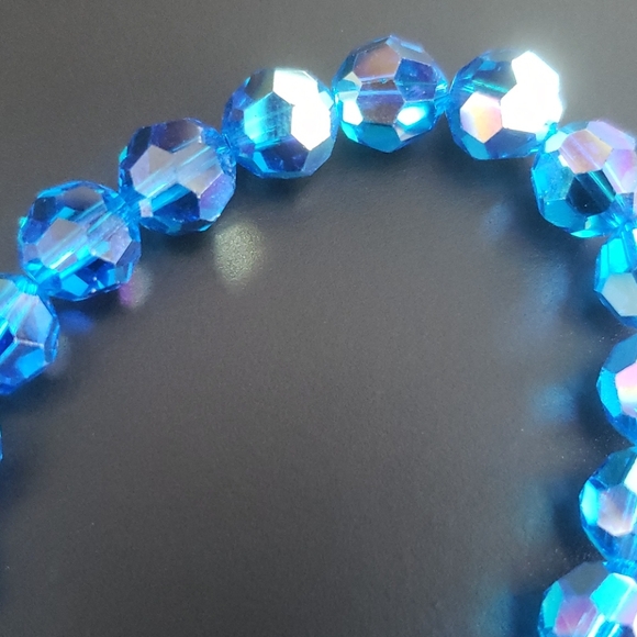 🌸PRICE DROP🌸Genuine Swarovski Crystals - Picture 4 of 9